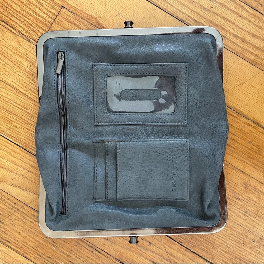 Simply Noelle Wallet With Multiple Compartments - image 3